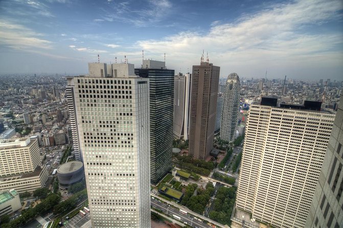 Tokyo Night Foodie Tour in Shinjuku - Seasonal Sushi, Wagyu Beef - Why This Shinjuku Food Tour Works
