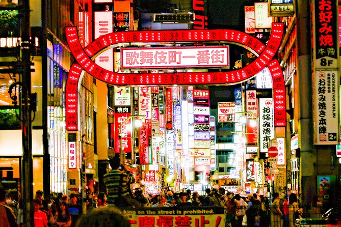 Tokyo Night Foodie Tour in Shinjuku - Seasonal Sushi, Wagyu Beef - The Guides Make a Real Difference