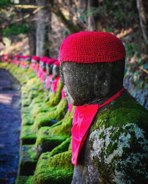 Tokyo: Nikko National Park Private Day Trip with Driver - Shinkyo Bridge offers a quick, photogenic pause