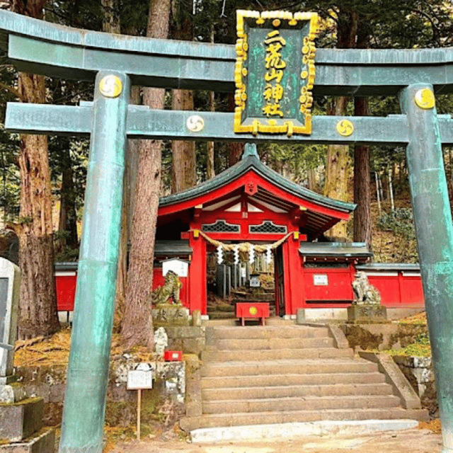 Tokyo → Nikko:Private Customizable Day Trip (English Driver) - Lake Chuzenji and the higher mountain road