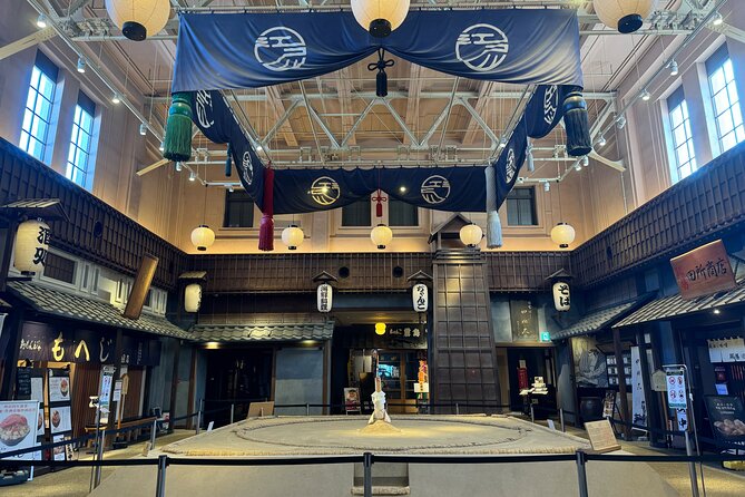 TOKYO , No1 Yokozuna Stable Morning Practice in Ryogoku - Why the morning stable visit matters