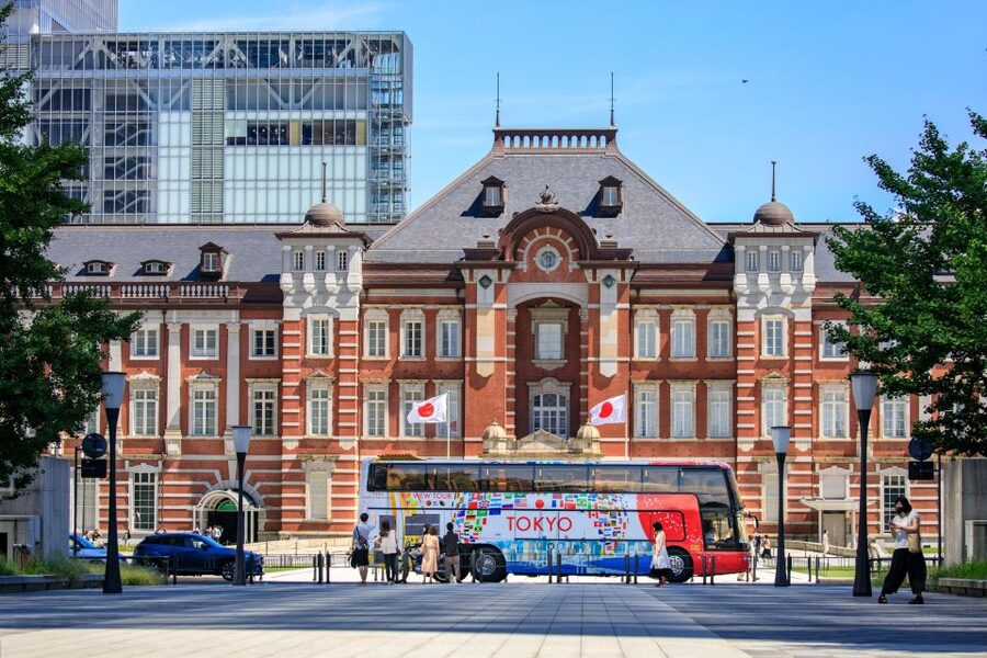 Tokyo: Open Top Panoramic Sightseeing Bus with Audio Guide - Meeting at Tokyo VIP Lounge