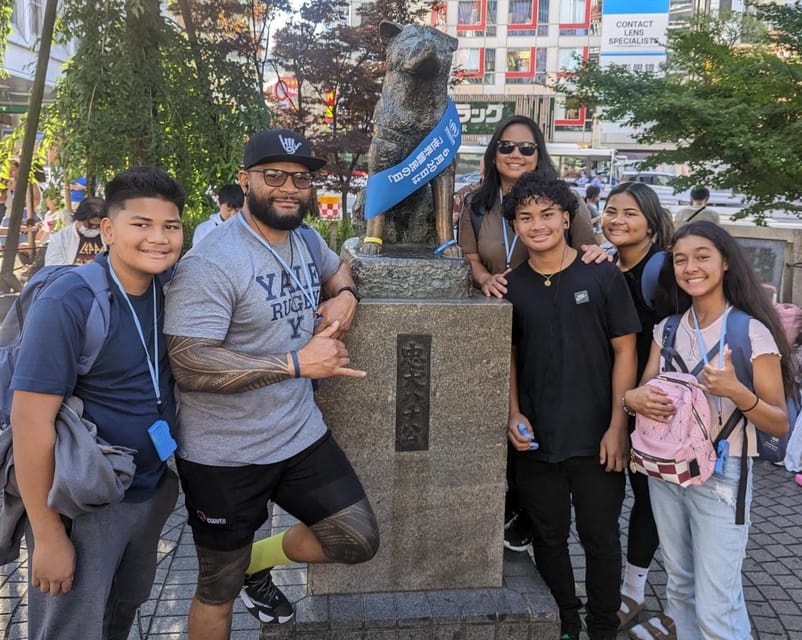 Tokyo: Personalized Half-day Tour - Markets, themed cafés, and personal choices