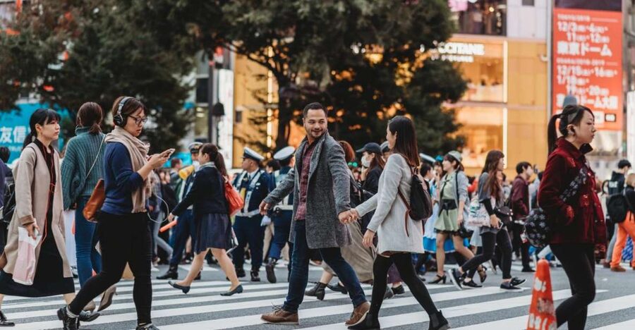 Tokyo: Photo Shoot with a Private Vacation Photographer - What happens when you meet the photographer