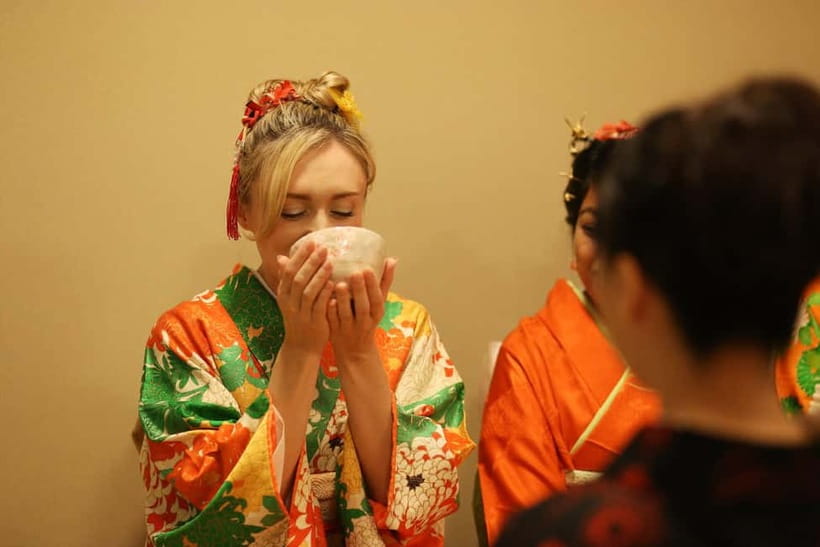 Tokyo: Practicing Zen with a Japanese Tea Ceremony - Your turn at the tea table