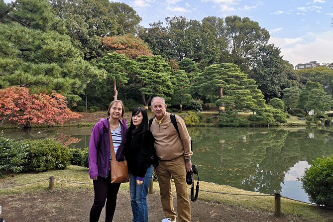 Tokyo Private Cherry Blossom Tour with a Local – Picnic Included - The guides are the heart of the experience