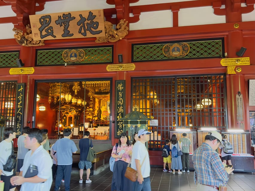 Tokyo: Private & Customizable Tour W/English Speaking Guide - Tsukiji starts the day with snacks and street food
