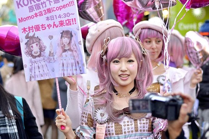 Tokyo Private Off-Beat Tour Hidden Oddities & Icons with a Local - How the included food stop helps