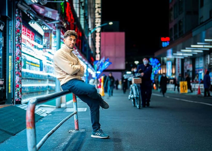 Tokyo: Private Photo Shoot with a Professional Photographer - Shinjuku for neon and city scale