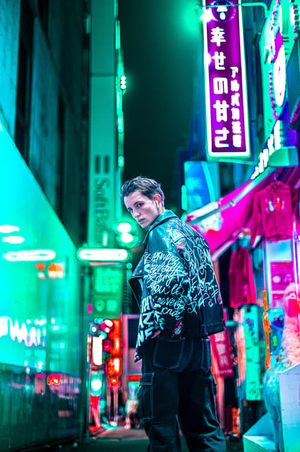 Tokyo Private photo tour with Nightstreet Neon photographer - Daytime parks, city scenes, and traditional dress