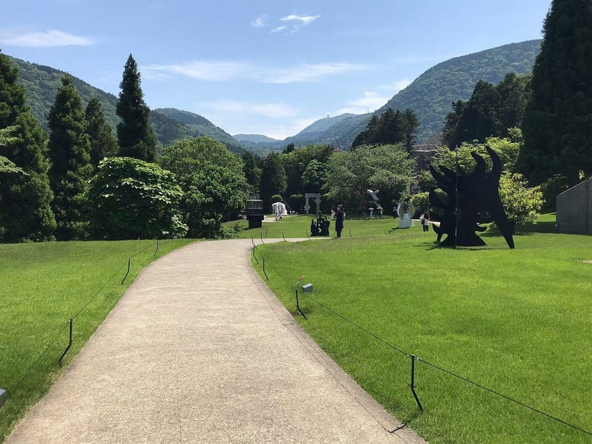 Tokyo private tour by car with pick up - FAQ