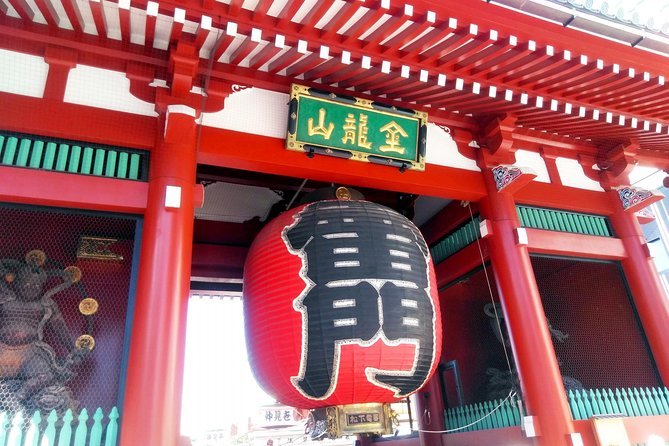 Tokyo Private Tour to Learn History and Shinto - Asakusa Shrine and the story of the three brothers
