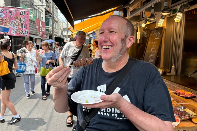 Tokyo: Private Tsukiji Fish Market Tour with 3 food stops - Starting at Tsukiji Uogashi Kaikobashi Building