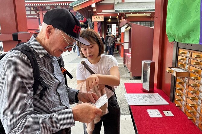Tokyo Private Walking Tour With Fresh Eyes, Local Hearts - Kabukiza and the basics of kabuki