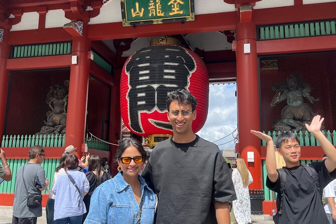 Tokyo Private Walking Tour With Fresh Eyes, Local Hearts - Imperial Palace and Tokyo’s former seat of power