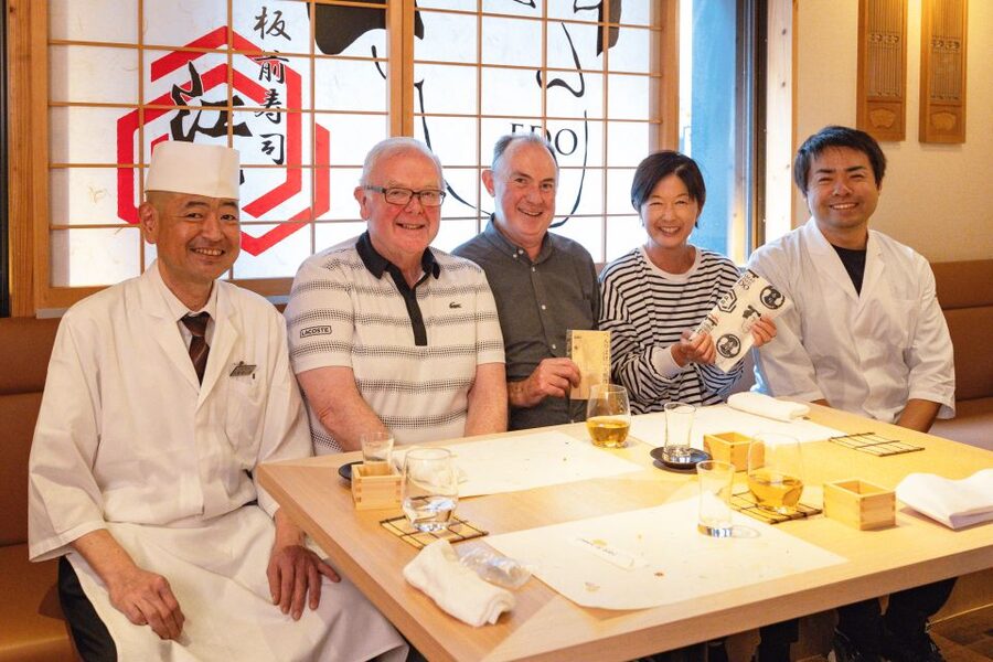 Tokyo Professional Sushi Chef Experience - Learning sushi rice, nori, and hand-rolled technique