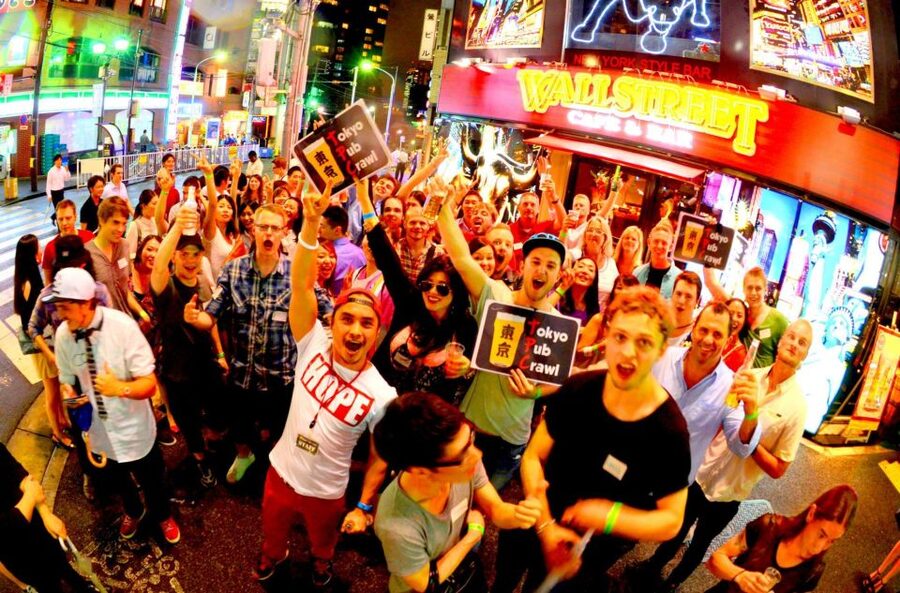 Tokyo: Pub Crawl and Bar Tour - A social night in Roppongi, not a quiet pub tour