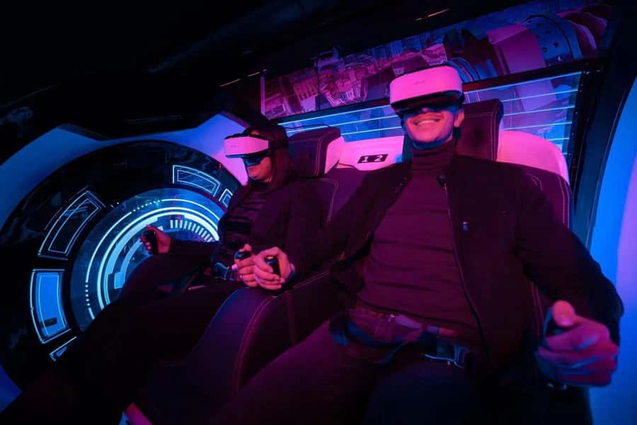 Tokyo: 'Red Tokyo Tower' Digital Amusement Park Ticket - Who will enjoy RED° TOKYO TOWER most?