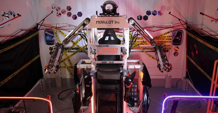 Tokyo: Robot Piloting Attraction Ticket - Entering Tokyo’s small but serious Robot Base