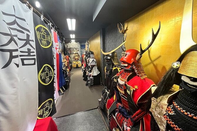 Tokyo Samurai Armor Experience in a Photo Studio - The historical side adds value