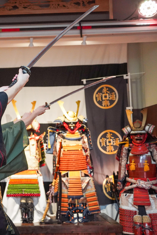 Tokyo: Samurai Experience with Lunch and Guided Tour - Should you book the Kagurazaka samurai experience?