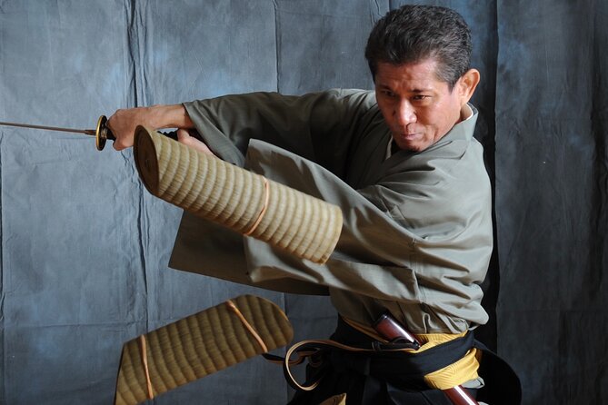 Tokyo:Samurai sword and archery class from a samurai descendant - Key points before you book