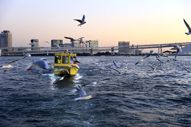 Tokyo: Scenic Bay Cruise with Local Guide on Private Boat - Hama Rikyu Gardens along the shoreline