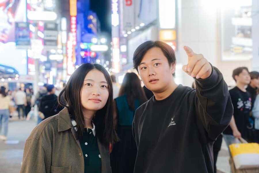 Tokyo: Shibuya Bar Crawl - 3 Drinks & Local Foods - - Who should book this private night out