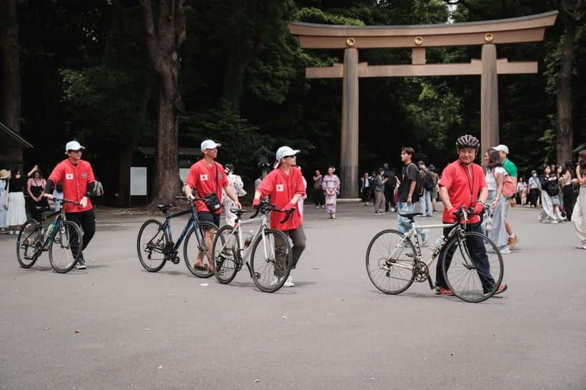 Tokyo: Shibuya Bike Tour - A Quiet Pause at Meiji Shrine