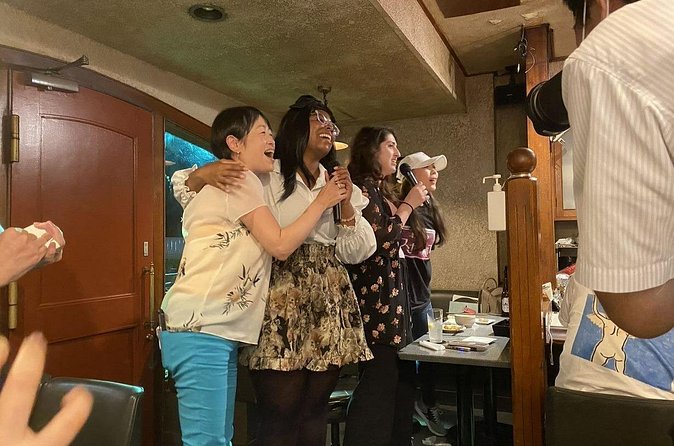 Tokyo Shinbashi Night Tour: Local Guide & Drinks at Snack Bars - Drinks, snacks, and what the price covers