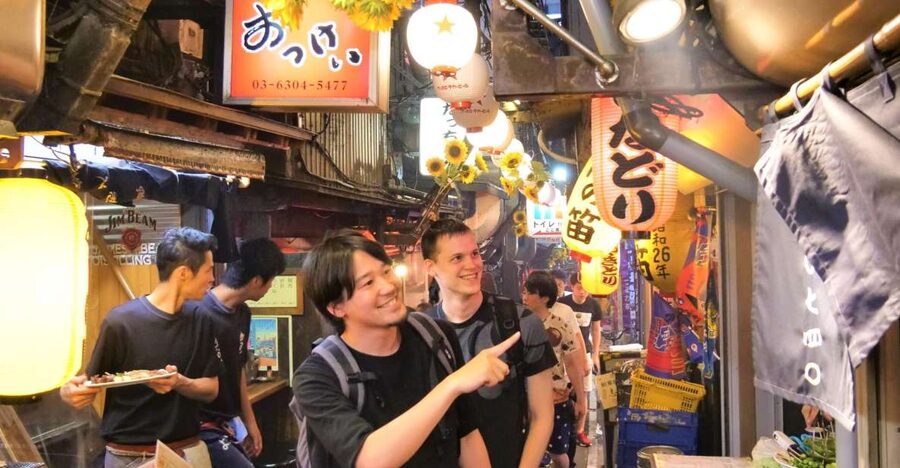 Tokyo: Shinjuku Bar Hopping with All-You-Can-Drink & Dinner - Key points at a glance