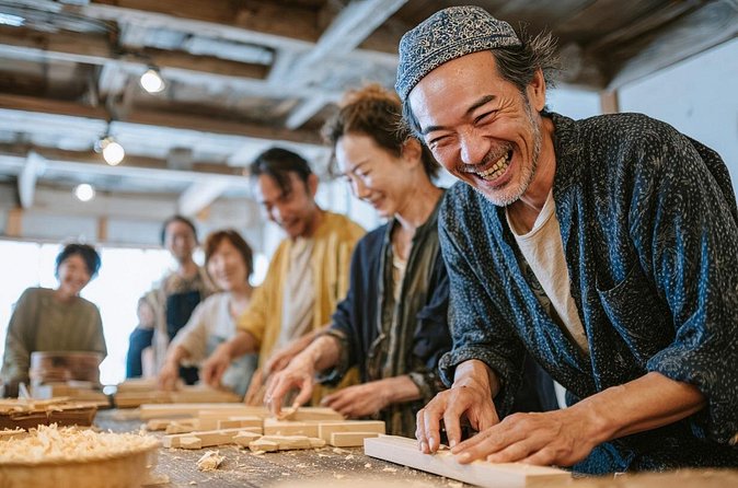 Tokyo Shinjuku Chopsticks Making Class - Who will get the most from this experience?