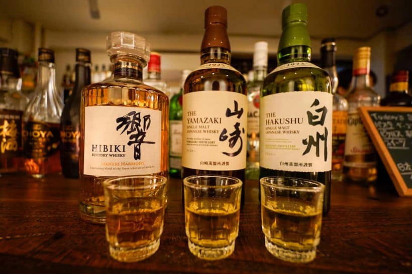 Tokyo: Shinjuku Golden Gai Bar Hopping Night Tour - Hanazono Shrine and advice for dinner
