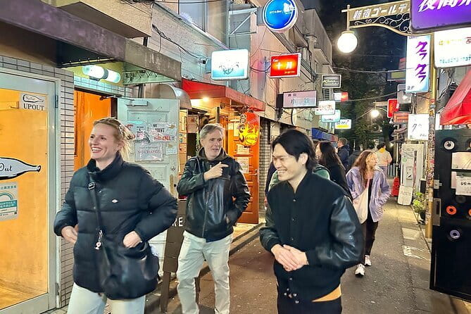 Tokyo: Shinjuku Historical Walking Tour & Secret Backstreets - Golden Gai and its tiny bars