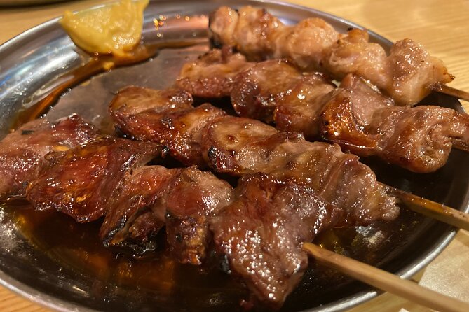Tokyo Shinjuku Japanese Local Bar Hopping and Food Tour - Shinjuku Golden Gai and its tiny bars