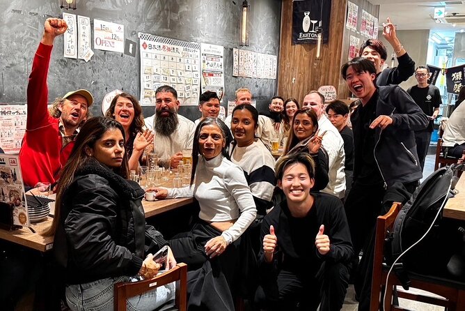 Tokyo: Shinjuku Local Bar Hopping Walking Tour