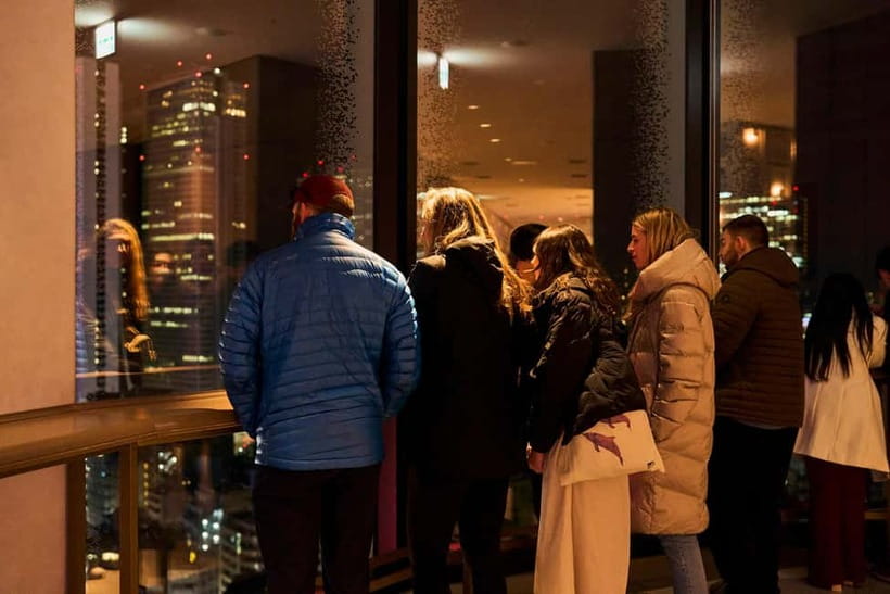 Tokyo: Shinjuku Nightlife & Secret Backstreets Walking Tour - Tokyu Kabukicho Tower and the modern side of Shinjuku