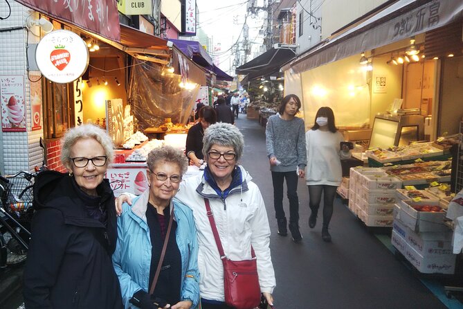 Tokyo Shopping Street Hopping Private Tour with Government Licensed Guide - Cat Street and Takeshita Street: two sides of Harajuku fashion
