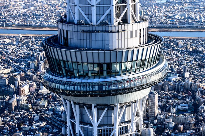 Tokyo Skytree, Asakusa, and Imperial Palace 1/2-Day Private Tour - Four hours that connect old Tokyo and modern Tokyo