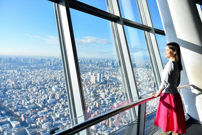 Tokyo Skytree, Asakusa, and Imperial Palace 1/2-Day Private Tour - Sensoji Temple and the traditional side of Tokyo