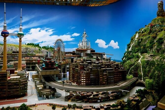 Tokyo Small Worlds Admission Ticket - Why Tokyo Small Worlds works better than a quick photo stop