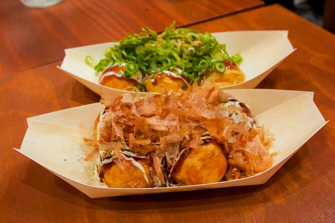 Tokyo Street Food Tour - 7 Japanese Foods - Walking, group size, and practical comfort