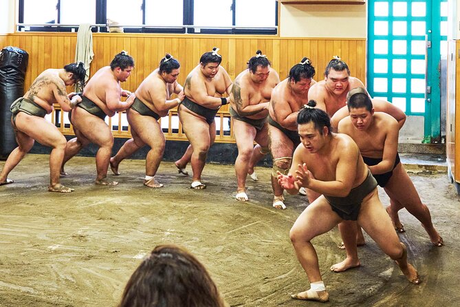 Tokyo: Sumo Morning Practice Viewing Tour at a Real Stable - The photo opportunity with sumo wrestlers