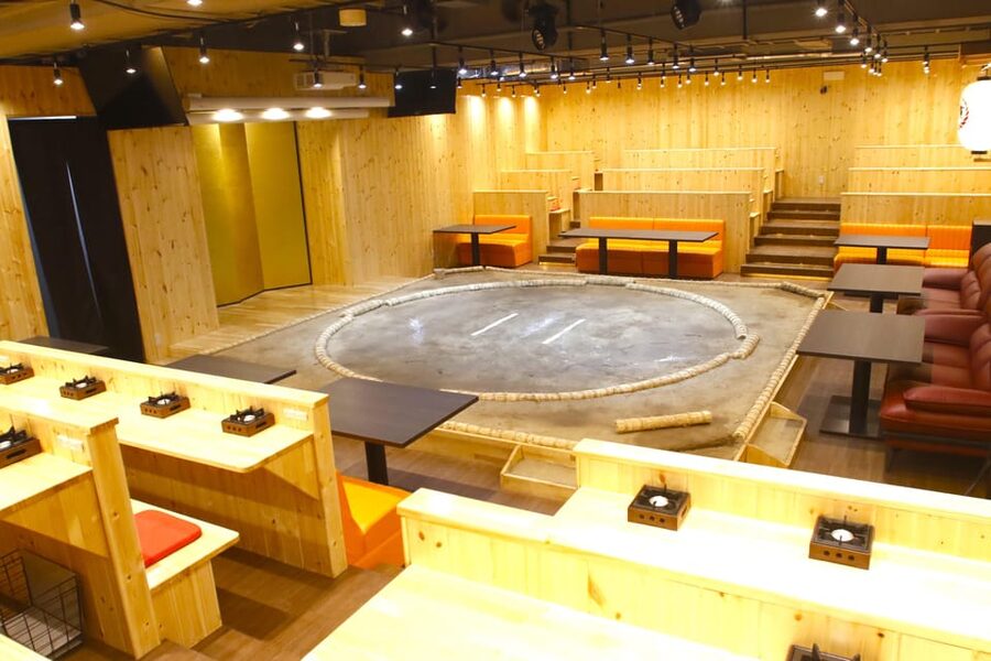 Tokyo: Sumo Show Experience with Chicken Hot Pot and a Photo - Souvenir photo and farewell gift