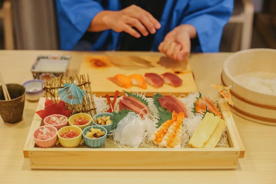 Tokyo: Sushi Making Class in a Happi Coat near a Famous Spot - Learning sushi in 90 minutes near a Tokyo landmark