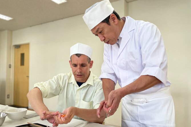 Tokyo Sushi Making Class in Tsukiji with Professional Chef - What happens during the 90-minute class