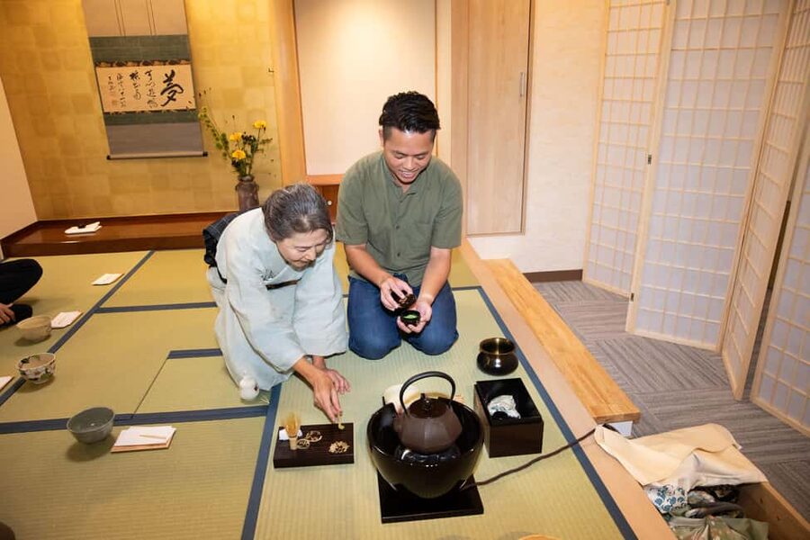 Tokyo: Tea Ceremony Experience in Asakusa - Who will enjoy this Asakusa activity most?