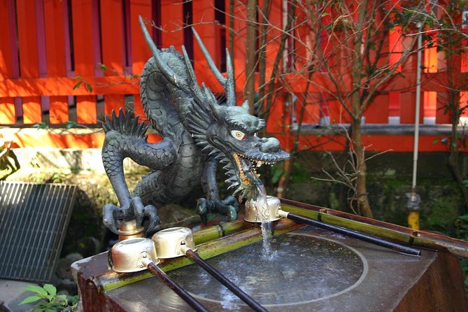 Tokyo to Hakone | Private and Personalized Day Trip with a Local - Walking through Hakone and choosing a second focus