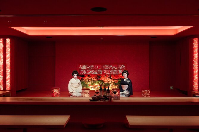 Tokyo Traditional Geisha Show and Japanese Fine Dining Experience - Games turn a formal show into a social evening