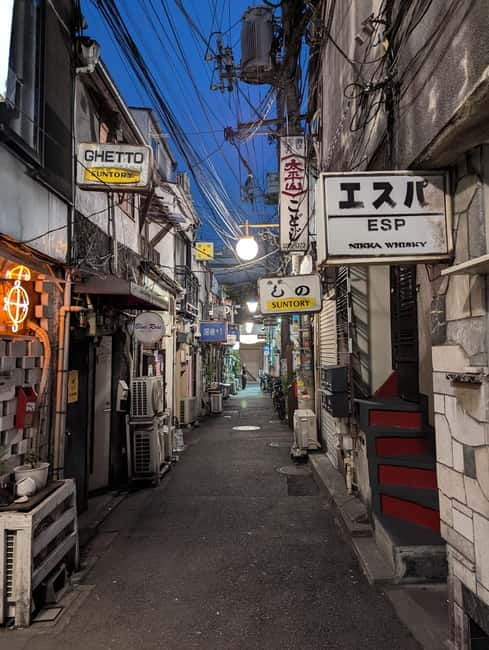 Tokyo: True Crime And Ghost Stories Tour - Kabukicho: crime, vice, and organized power